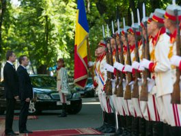 Moldovan president receives accreditation letters from German, Lithuanian envoys