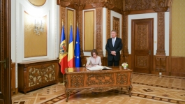 Președinta Maia Sandu a discutat despre asigurarea securității energetice a țării cu omologul său român, Klaus Iohannis