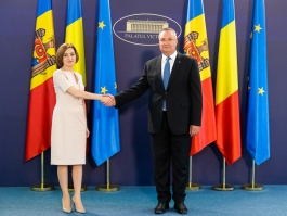 President Maia Sandu met with the Romanian Government and Parliament