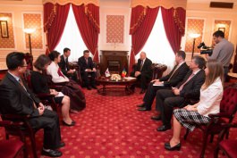 Moldovan president receives accreditation letters from four ambassadors