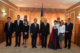 Moldovan president receives accreditation letters from four ambassadors