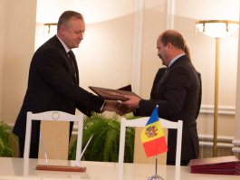 Moldova, Belarus sign more bilateral cooperation agreements