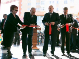 Președintele Republicii Moldova, Nicolae Timofti, și președintele Republicii Belarus, Alexandr Lukașenko, au participat la inaugurarea Centrului comercial Keramin 