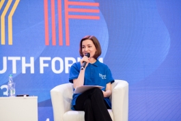 Глава государства на втором выпуске молодежного форума „Moldova Youth Forum”: «Европейский путь Молдовы может быть построен только при участии молодежи»