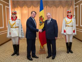 Moldovan president receives accreditation letters from more ambassadors