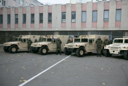 National Army receives military equipment from US government