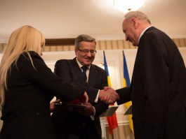 Președintele Poloniei, Bronisław Komorowski, și președintele Ucrainei, Petro Poroșenko, efectuează o vizită oficială comună în Republica Moldova