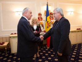 Președintele Republicii Moldova, Nicolae Timofti, a acordat distincții de stat unui grup de cetățeni