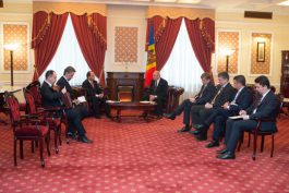 Moldovan, Romanian officials broach parliamentary polls, cooperation, ties