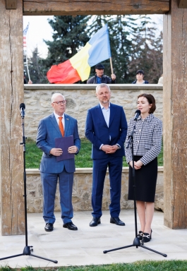 Șefa statului a participat la evenimentul de redeschidere a monumentului istoric Biserica „Adormirea Maicii Domnului” din Căușeni