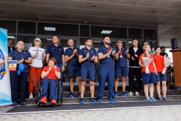 Președinta Maia Sandu i-a întâmpinat la aeroport pe sportivii moldoveni care au participat la Jocurile Paralimpice de la Paris și le-a mulțumit  pentru rezultatele obținute