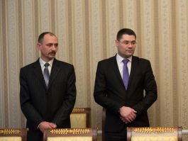 Moldovan president signs decrees appointing eight magistrates