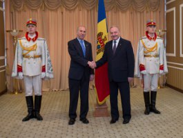 Moldovan president receives accreditation letters from U.S. Ambassador