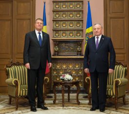 Președintele Nicolae Timofti a avut o întrevedere cu președintele României, Klaus Iohannis