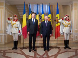 Moldovan president meets Romanian counterpart