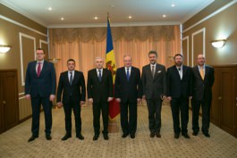 Moldovan president meets minister delegate for Romanians abroad