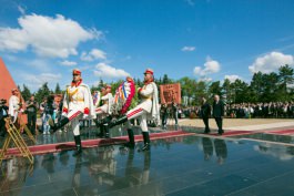 President Nicolae Timofti attends actions dedicated to 70th anniversary of end of World War II