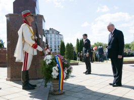 President Nicolae Timofti attends actions dedicated to 70th anniversary of end of World War II