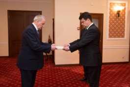 President Nicolae Timofti received accreditation letters from three ambassadors