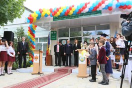 President pays working visit to southern Moldova