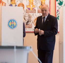 Președintele Republicii Moldova, Nicolae Timofti, și-a exprimat opțiunea de vot, la alegerile locale