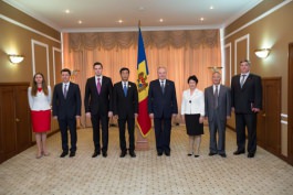 Moldovan president awards Chinese envoy