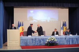 Moldovan President receives Doctor Honoris Causa title from Romanian university