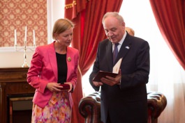 Moldovan president meets Swedish Ambassador at end of her term