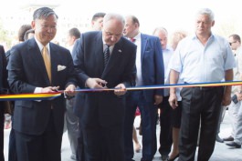 Moldovan president attends inauguration of biomass pellets production factory 