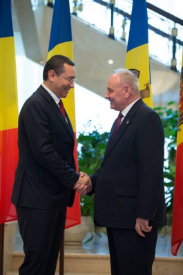 Moldovan president meets Romanian premier