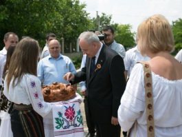 Nicolae Timofti a participat la Festivalul turistic național al tradițiilor «Duminica Mare»