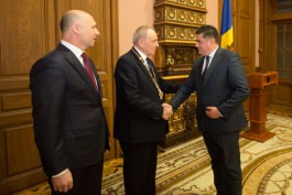 Members of new government take oath before Moldovan president